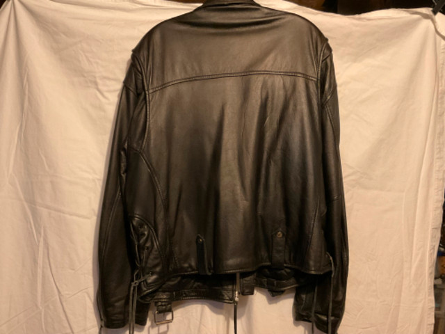 VINTAGE LEATHER JACKET in Men's in Markham / York Region - Image 3