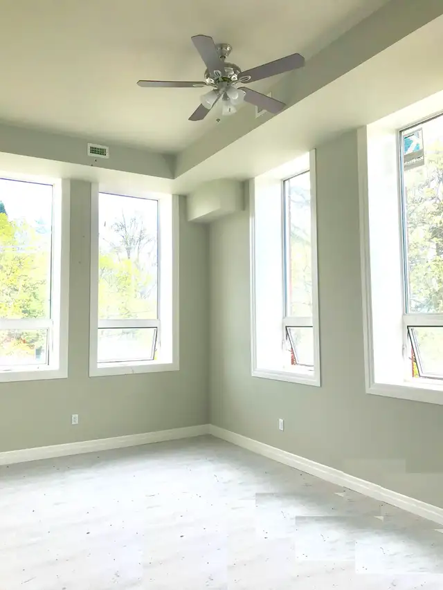 Gorgeous One Bedroom Condo Available in Downtown Woodstock