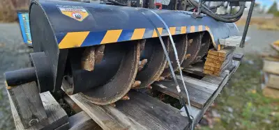 Scarifieuse/planeuse hydraulique à asphalte HURON 84’’- Attaches, View more