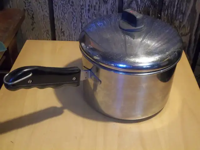 Chaudron 2,8L GSW CORONET. Induction in Kitchen & Dining Wares in Trois-Rivières - Image 2