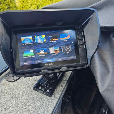 Garmin GPS/fish finder visor(s) in Fishing, Camping & Outdoors in Trenton - Image 4