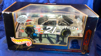 Mattel Hot Wheels NASCAR Racing Select Clear Series #21