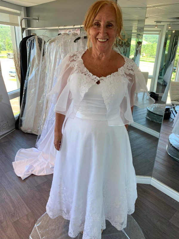 Robe de mariee dans Mariage  à Saguenay