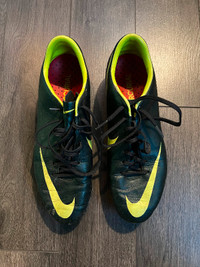 Nike Mercurial Vapor VIII Soccer cleat