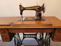Antique Singer sewing machine Model 127-3 in Cabinet Table No. 2