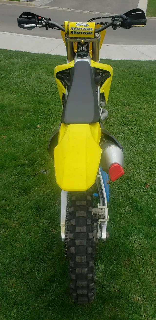Suzuki RMZ 450 in Dirt Bikes & Motocross in Mississauga / Peel Region - Image 6