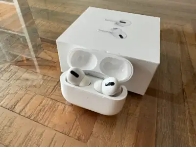 Apple AirPods Pro (1st Generation), View more