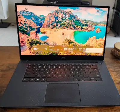 Dell 5540, touchscreen , View more