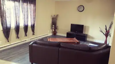 À LOUER 900$ / FOR RENT 900$