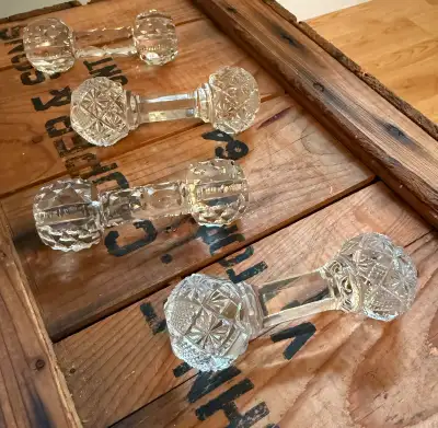4 Art Deco Crystal Knife Rests Dumbell Shape Design. Detailed, View more