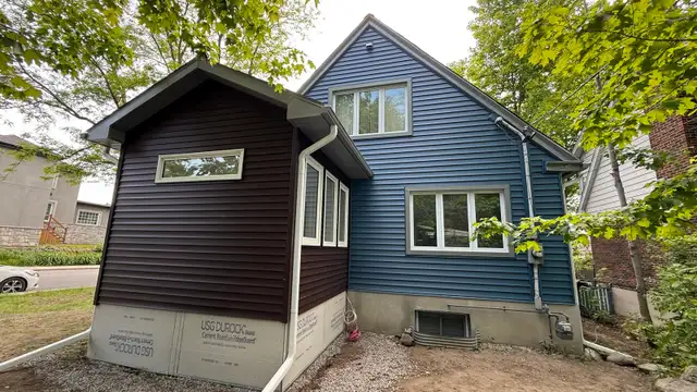 Siding Installers in Construction & Trades in Ottawa - Image 9