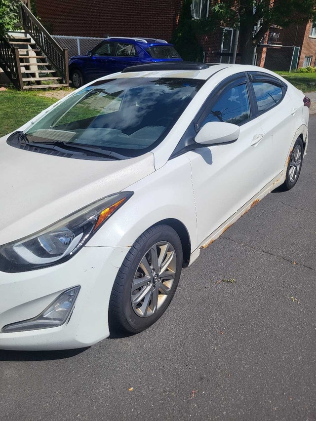 Hyundai elentra 2013 *moteur brisé* — photo 2
