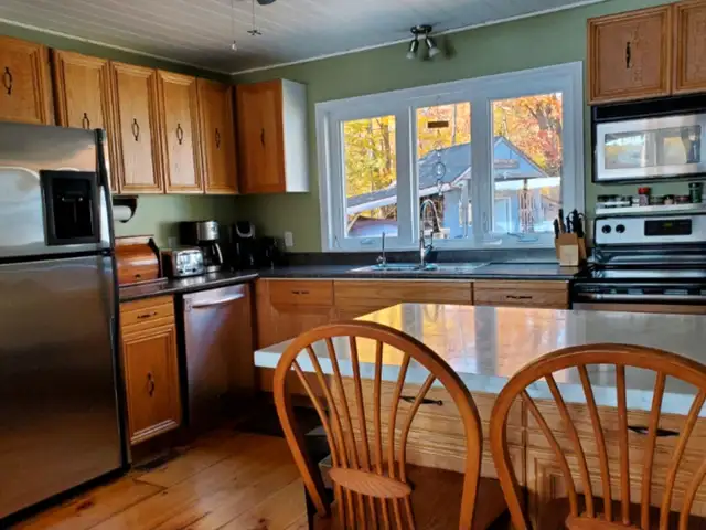 Cottage For Rent in Georgian Bay/Muskoka in Ontario in Canada - Image 4