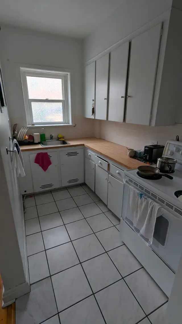 1 Bed 1 Bath Apartment - Downtown Hull63848999949313120