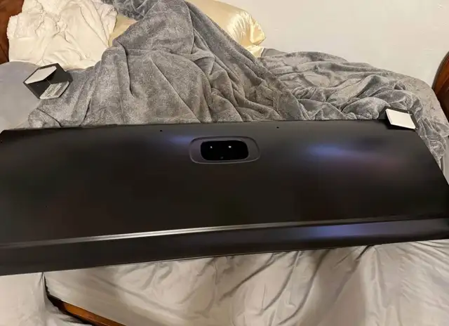 1999-2007 GMT800 Cateye ChevGMC Brand new Grills bumpers Fenders in Auto Body Parts in Edmonton - Image 6