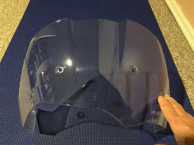 BMW motorcycle windshield - Price Drop! in Motorcycle Parts & Accessories in Mississauga / Peel Region - Image 3