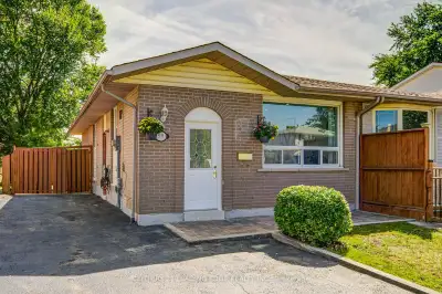FOR SALE – Semi-Detached Bungalow with Basement Apartment 55 Crawford Dr, Brampton (Madoc Community)...