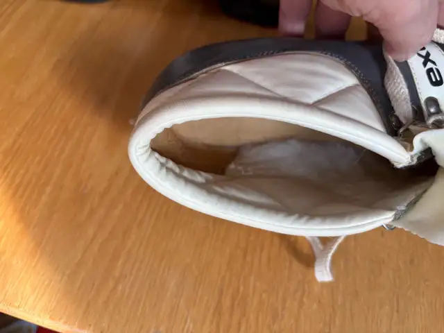 3 pin cross country ski boots , ? Size 6 ladies in Clothing, Shoes & Accessories in Kitchener / Waterloo - Image 8