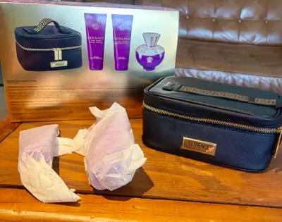 New  Versace Dylan Purple Bath Set – Shower Gel + Lotion + Case, View more
