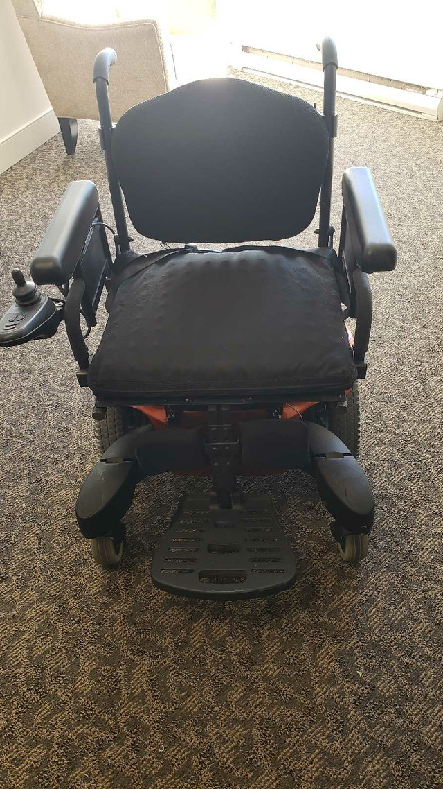 Electric wheelchair in Health & Special Needs in Kingston - Image 2