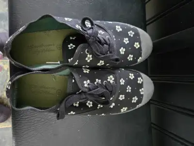 New, European Shoes, Size 41, View more