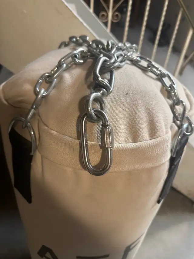 punching bag in Hobbies & Crafts in London - Image 3