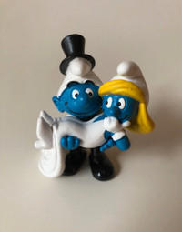RARE Vintage Smurfette Bride & Smurf Groom Wedding Cake topper