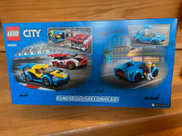 Lego 66684 - 60256 60285 city vehicles gift set plus travel case