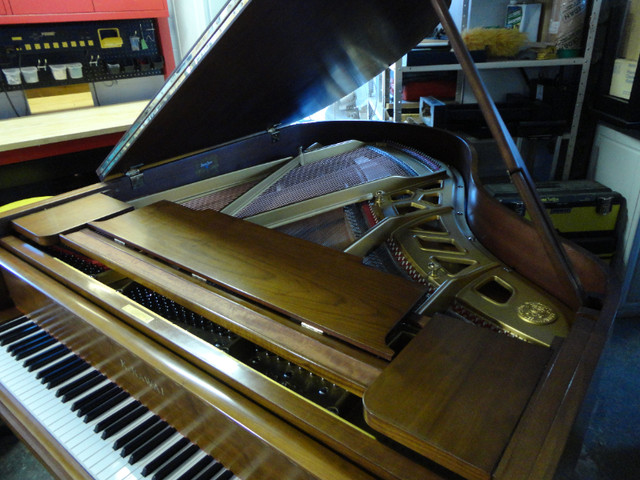 Piano à queue Kawaï remis à niveau dans Pianos et claviers  à Laval/Rive Nord - Image 2