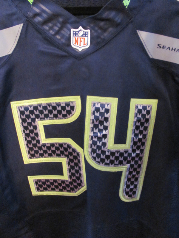 NFL  Wagner #54 Seahawks Jersey in Arts & Collectibles in Edmonton - Image 4