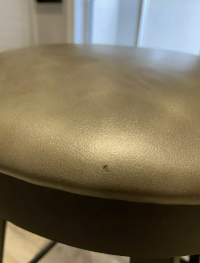 Custom Leather & Metal Bar Stools – Heavy Duty, Premium Build in Chairs & Recliners in Markham / York Region - Image 7