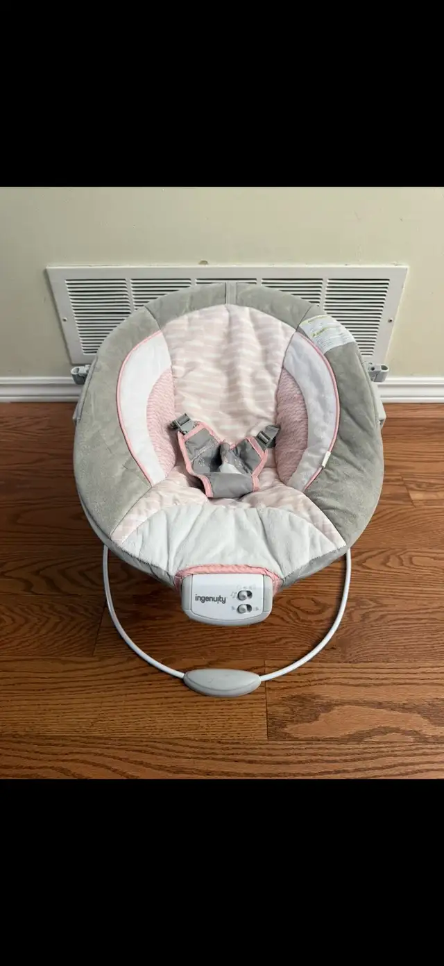 Vibrating Baby Bouncer Seat with Music in Other in Mississauga / Peel Region - Image 3