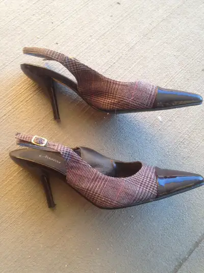 Heels sling back Jessica size 8M, View more