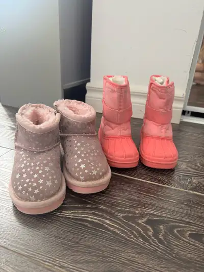 Toddler size 8 snow shoes, View more