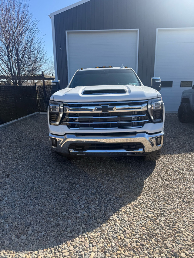 2024 Chev 3500 LTZ 4x4 in Cars & Trucks in Medicine Hat - Image 2