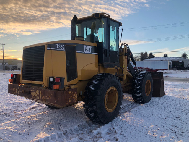 2005 CATERPILLAR IT38G WHEEL LOADER in Heavy Equipment in Edmonton - Image 4