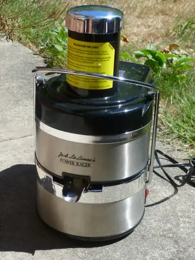 JACK LA LANNE POWER JUICER DELUXE STAINLESS STEEL MT-1000, View more