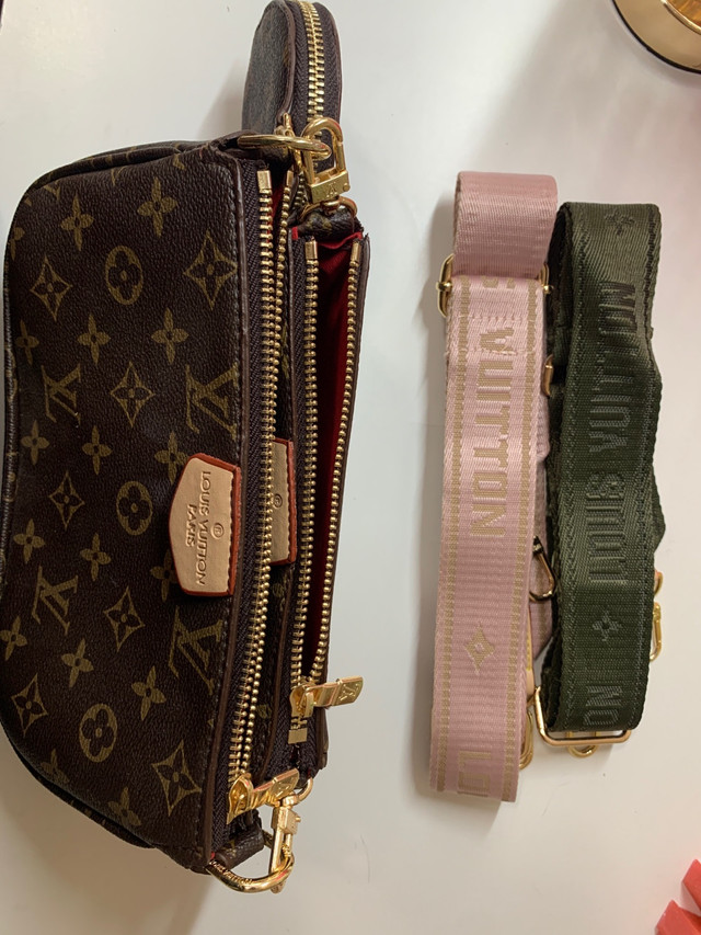louis vuitton hand bag  in Women's - Bags & Wallets in City of Toronto - Image 2