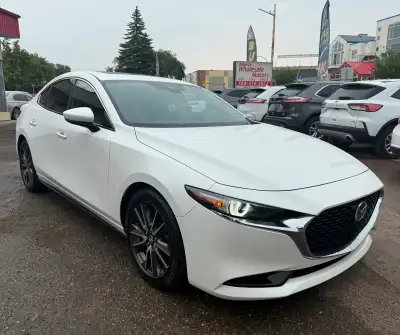 2019 Mazda Mazda 3 GT AWD 44,290Kms 2.5L 4 Cylinder Automatic 186 Horsepower 1 Owner 18-inch wheels,...