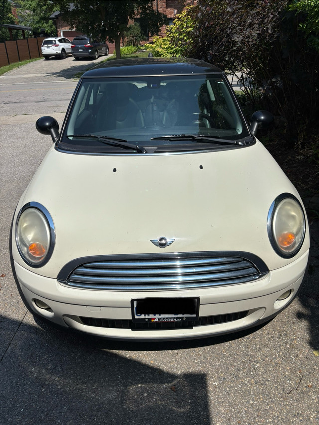 2010 Manual Mini Cooper in Cars & Trucks in Kitchener / Waterloo - Image 2