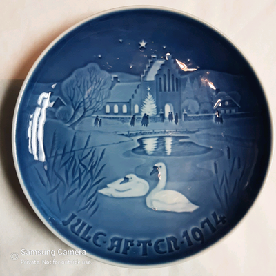 1974 Christmas B&G Copenhagen Denmark 7.25" collector plate, View more
