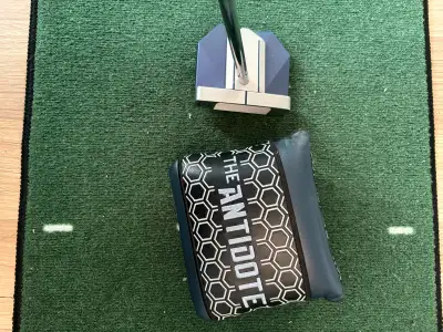 LH Bettinardi SB2 Antidote putter, View more