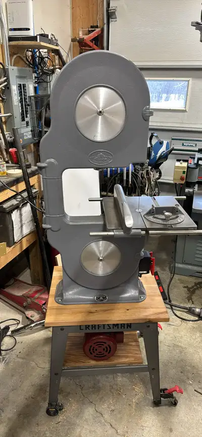 Restored Beaver 3300 Bandsaw with spare blades - made in Ontario, View more