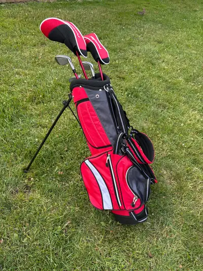 Kids left hand golf set and bag. , View more