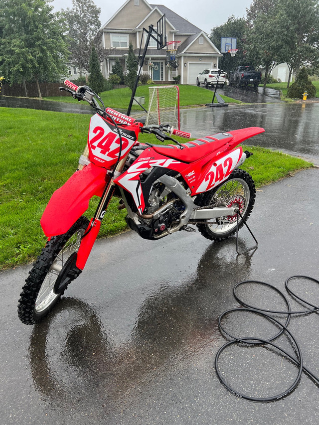 2018 Honda Crf250R in Dirt Bikes & Motocross in Annapolis Valley - Image 3