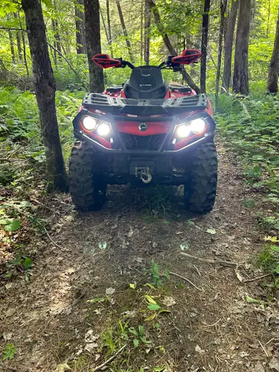 2014 can am outlander 800r with papers and is tagged and trail passed. Bike is in wicked shape very...