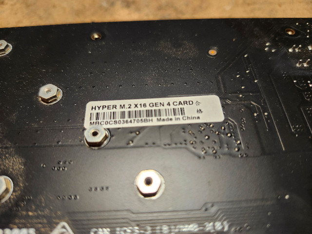Asus Hyper M.2 X16 Gen 4 Card w/ 4 Samsung 980 Pro M.2 SSDs in Other in Renfrew - Image 3