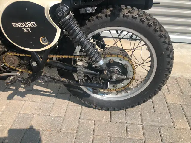 1976 Yamaha XT500 Enduro vintage motorcycle in Street, Cruisers & Choppers in Markham / York Region - Image 9
