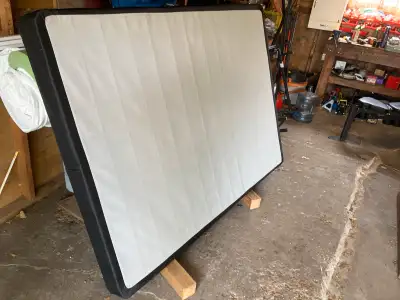 4” Double Box Spring in excellent condition. This item is free for pick up only. Can be delivered wi...