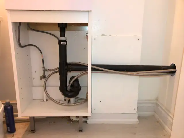 Licensed plumber65669422979969123